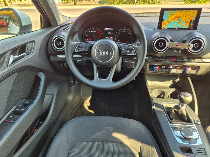 AUDI A3 3ª serie A3 SPB 30 TDI Business