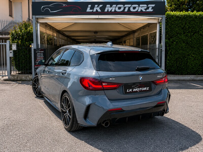 BMW Serie 1       (F40) 118d 5p. Msport