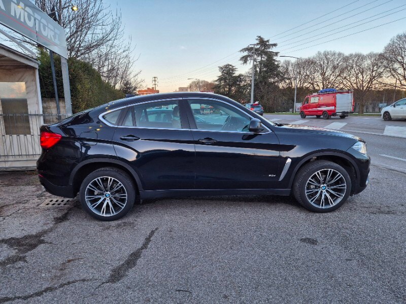BMW X6         (F16/86) X6 xDrive30d 249CV