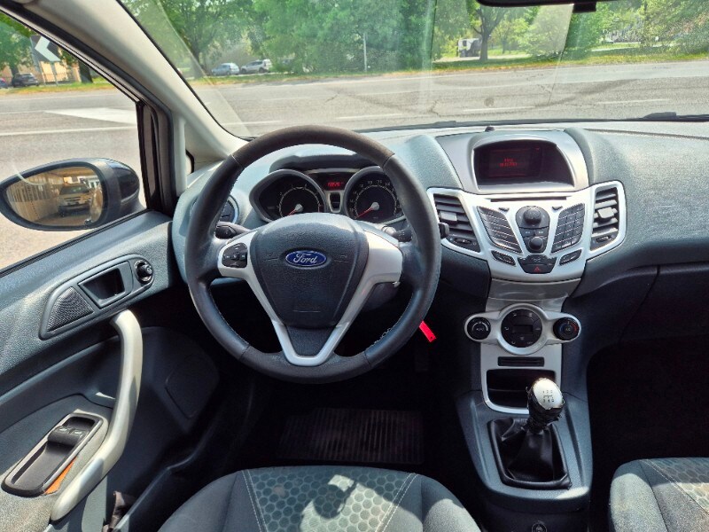 FORD Fiesta 6ª serie Fiesta 1.4 5 porte Bz.- GPL Titanium