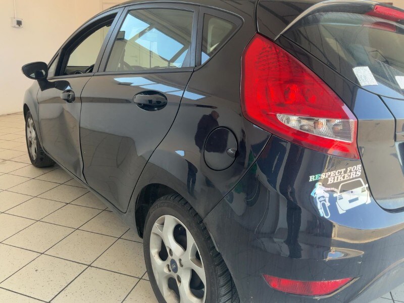FORD Fiesta 6ª serie Bs Fiesta Ikon 1.4 TDCi 70CV 5p. Business