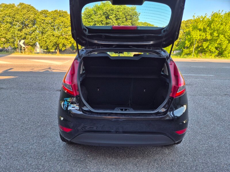 FORD Fiesta 6ª serie Bs Fiesta Ikon 1.4 TDCi 70CV 5p. Business