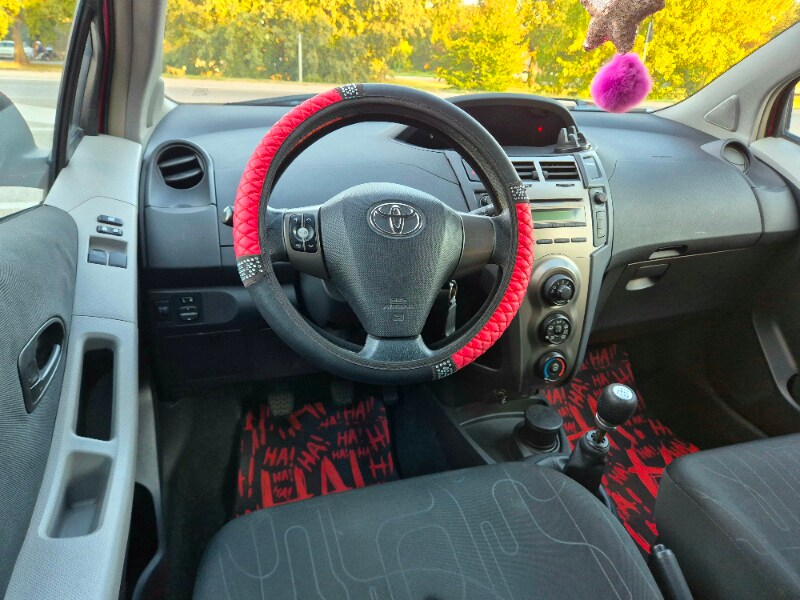 TOYOTA Yaris 2ª serie Yaris 1.0 5 porte
