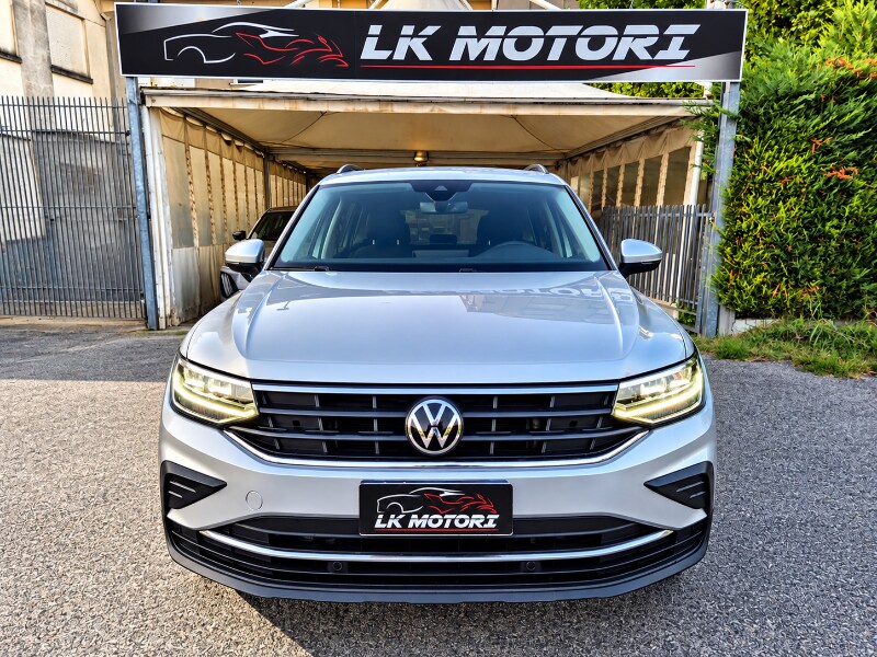 Foto VOLKSWAGEN Tiguan 2ª serie