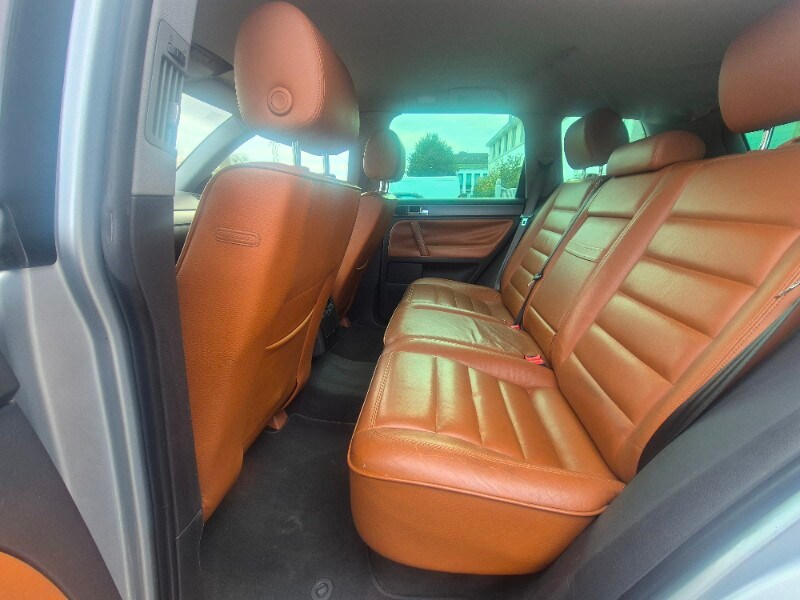 VOLKSWAGEN Touareg 2.5 R5 TDI