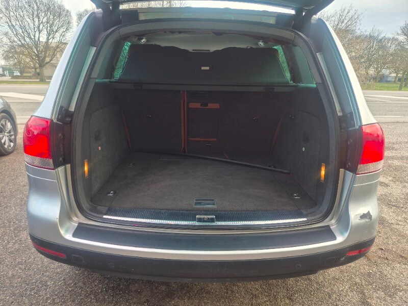 VOLKSWAGEN Touareg 2.5 R5 TDI